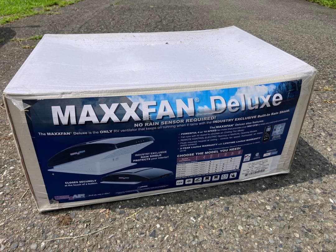 【新品未使用】MAXXFAN Deluxe 車両用換気ファン
