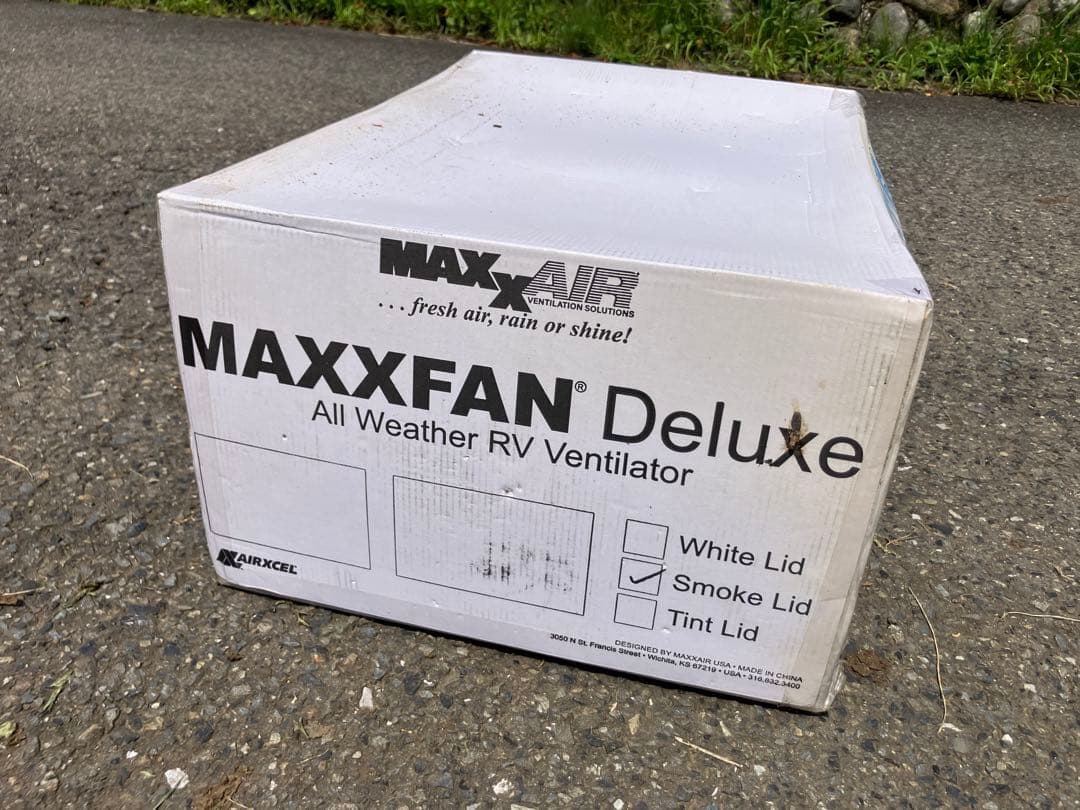 【新品未使用】MAXXFAN Deluxe 車両用換気ファン