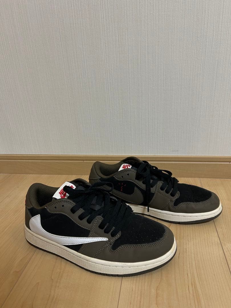 トラヴィス・スコット × NIKE エアフォース1 ロー ブラック（箱なし）