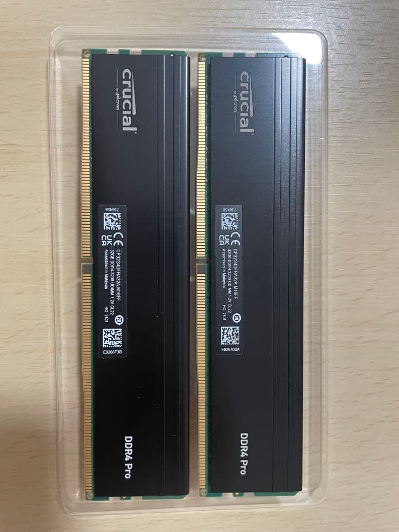 [美品] Crucial DDR4 Pro メモリ 64GB (32GB×2)