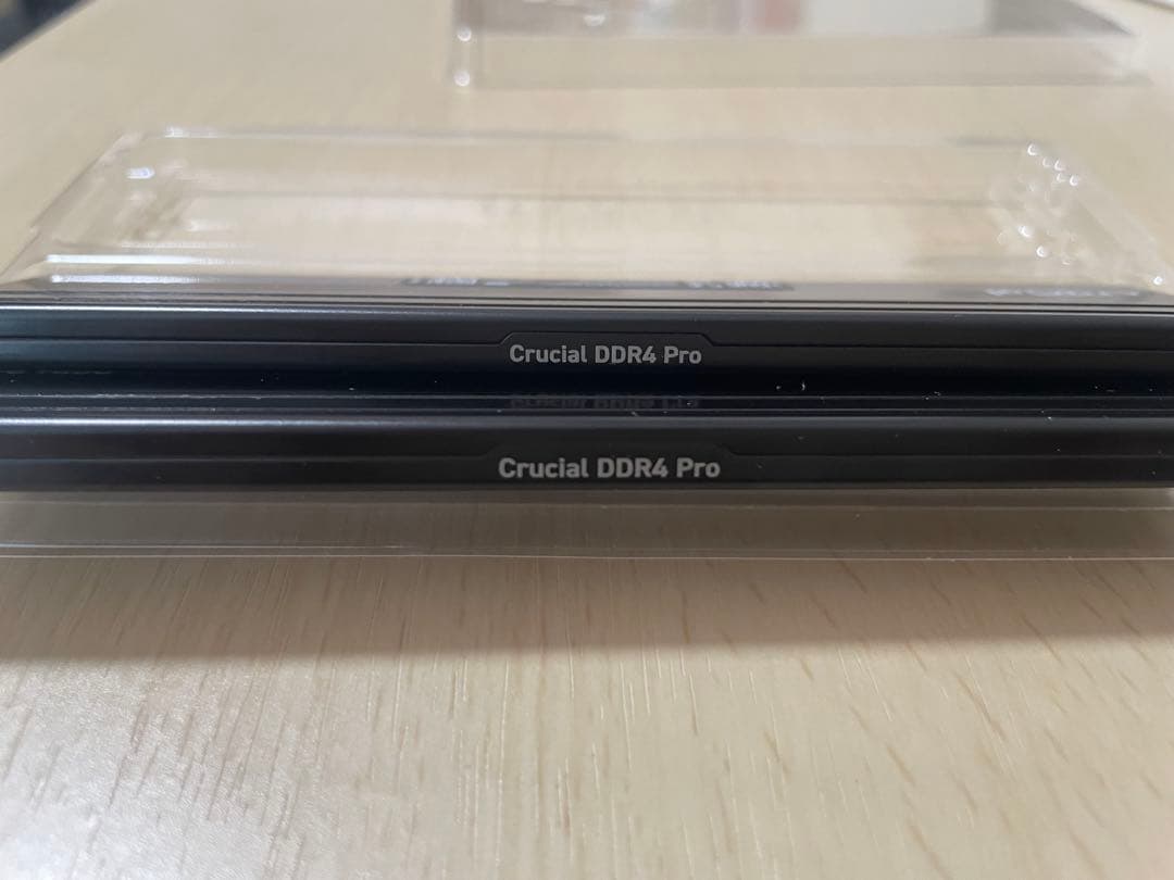 [美品] Crucial DDR4 Pro メモリ 64GB (32GB×2)