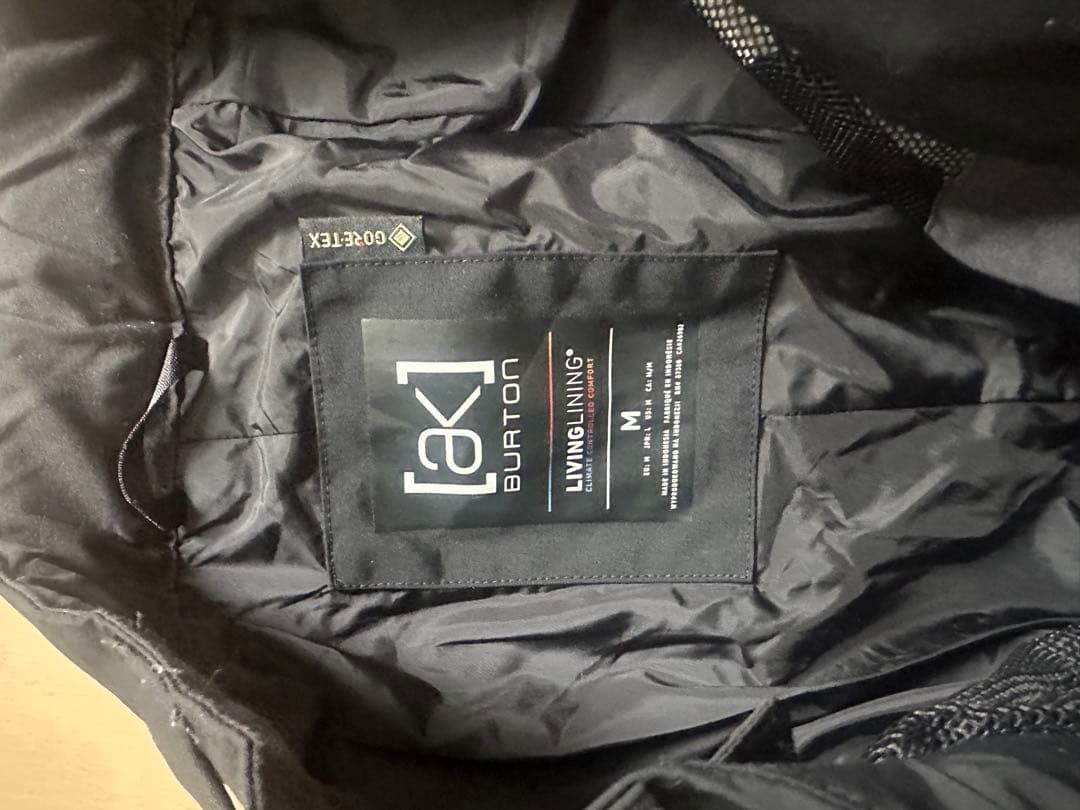 S*A様 BURTON[AK] GORE-TEX スノーボードウエア上下セット