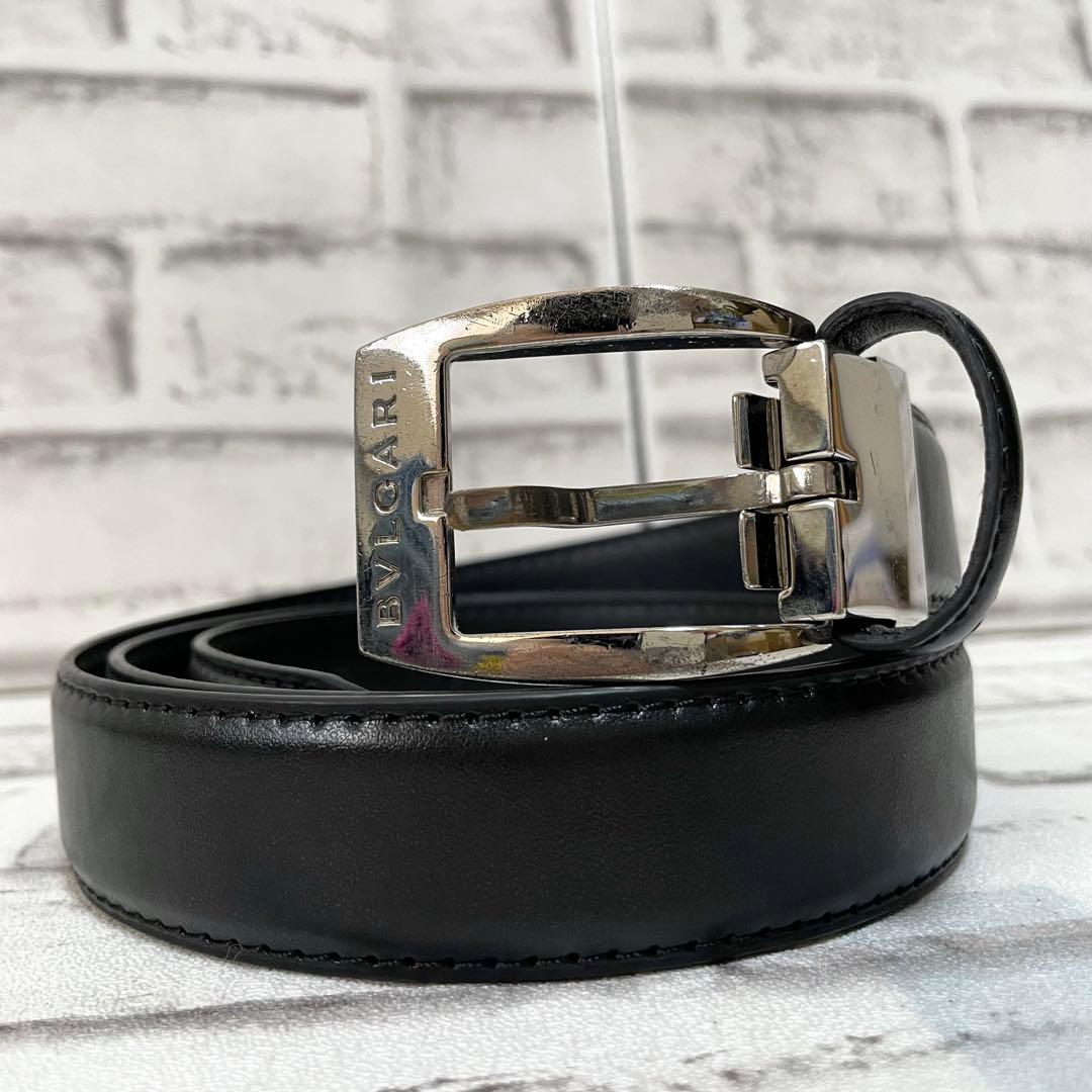 極美品✨ブルガリ　ベルト　男女兼用　スクエアバックル　ハトメピン　ロゴ刻印　黒