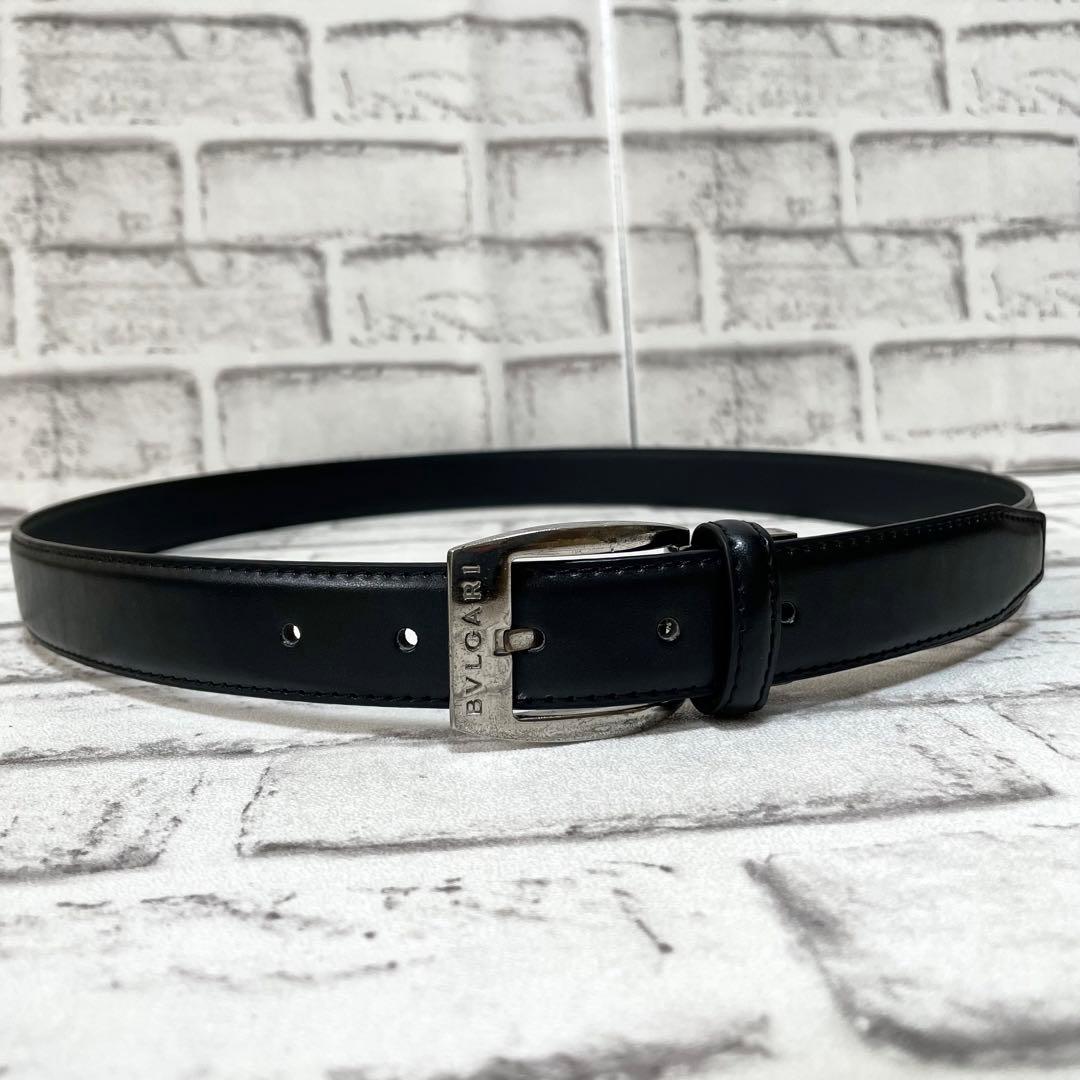 極美品✨ブルガリ　ベルト　男女兼用　スクエアバックル　ハトメピン　ロゴ刻印　黒
