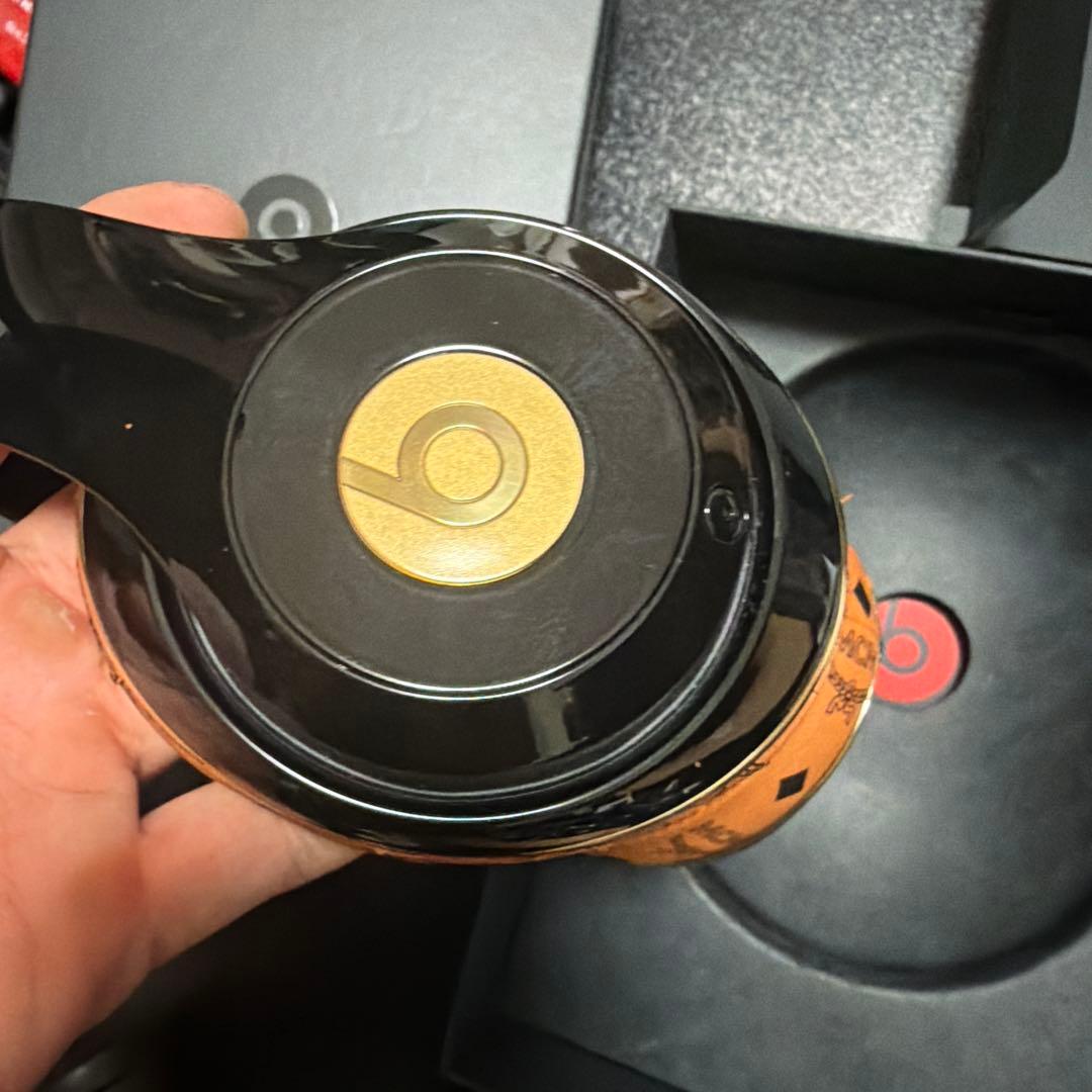 beats×MCMコラボヘッドホン