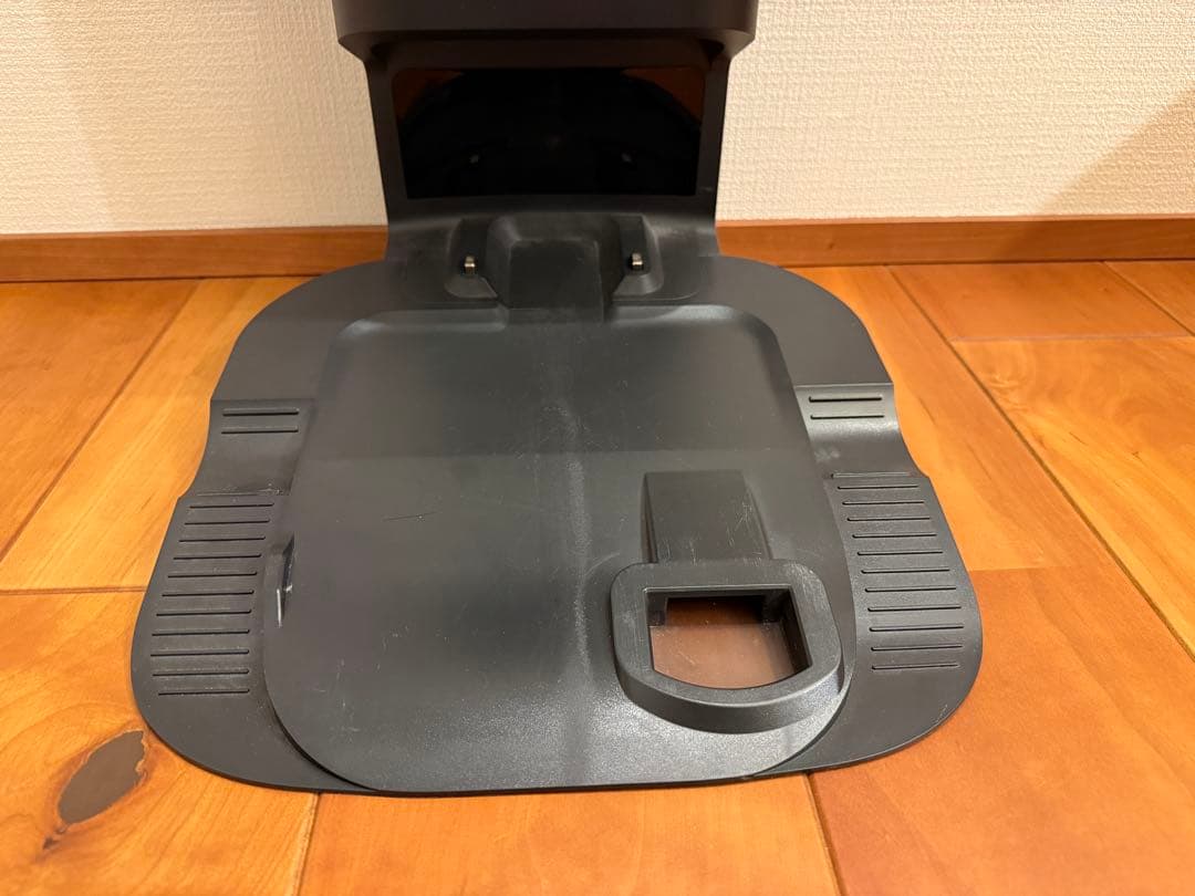 iRobot ルンバi7+（Roomba i7+）本体　クリーンベース　初期化済