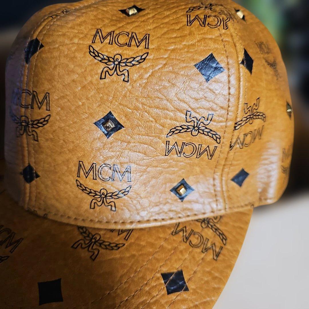 他の方厳禁マリア‼️MCMレア物スタッズ付きキャップ正規品