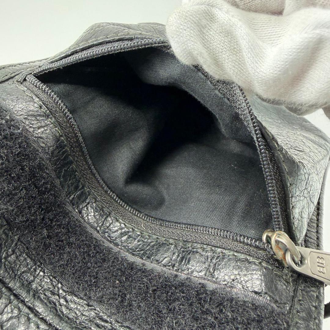 15822✨バレンシアガ エクスプローラー ショルダーバッグ レザー 黒