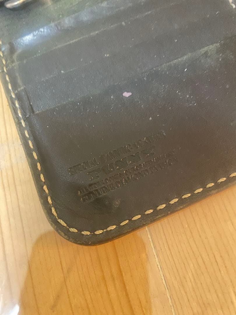 FUNNYファニー　パイソン　長財布　ベクターコンチョ