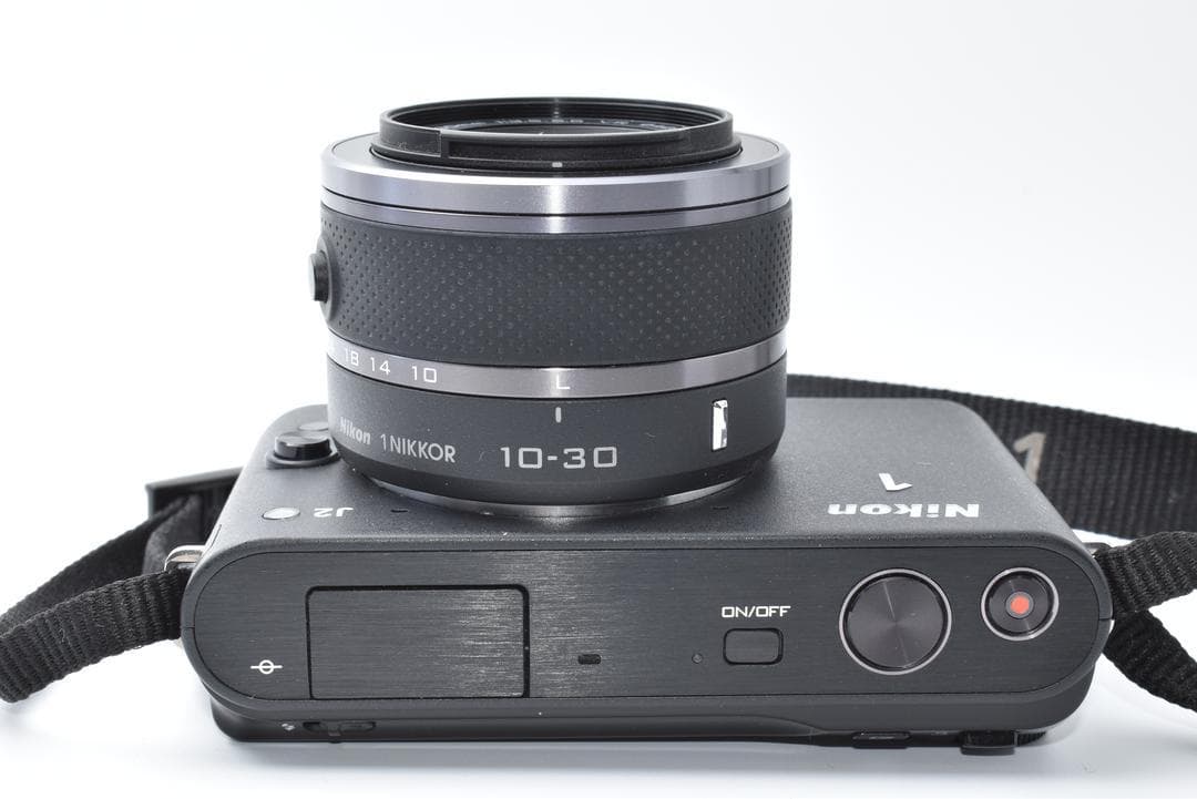 【美品】Nikon 1 J2 ブラック 10-30mmレンズキット
