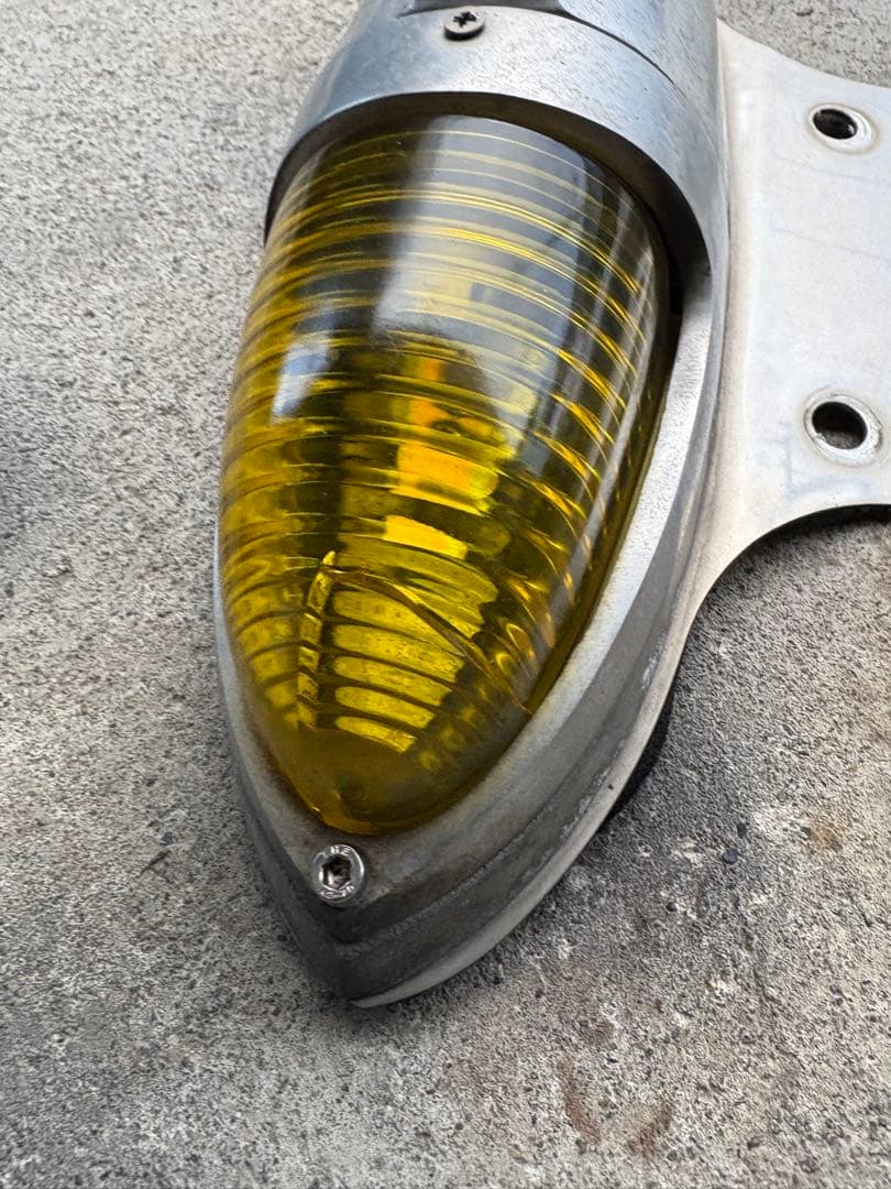 17クオン用ステー付きナマズ