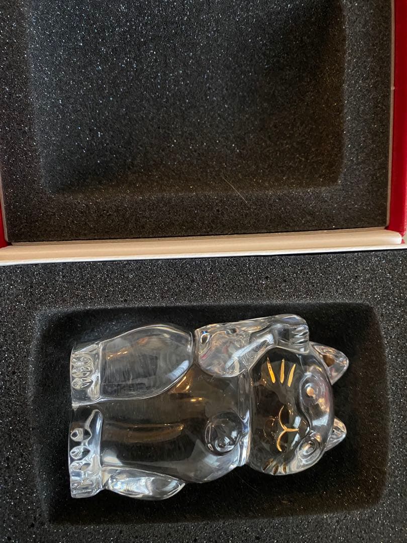 バカラ⭐︎招き猫⭐︎座布団付き