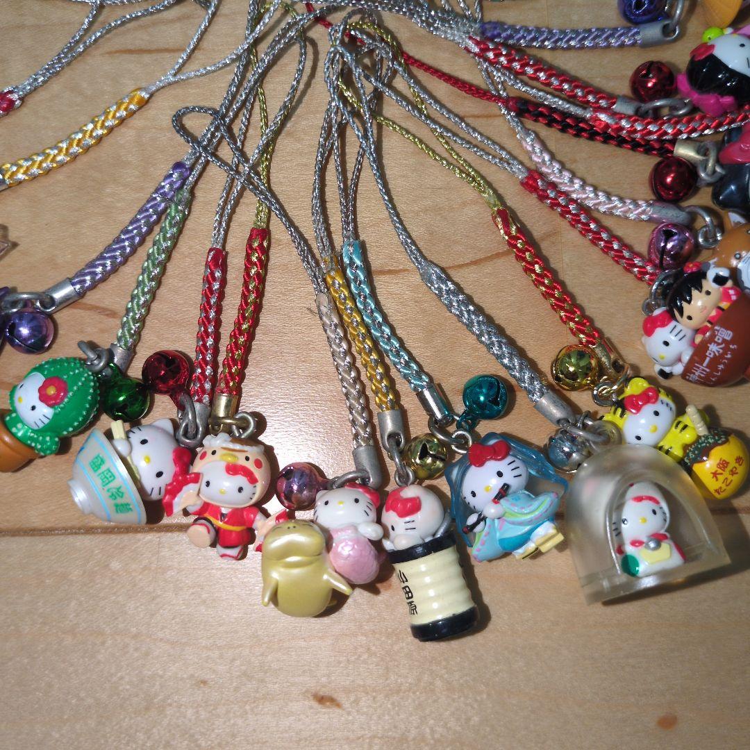 s*e様 御当地　ハローキティ ストラップ 35個セット