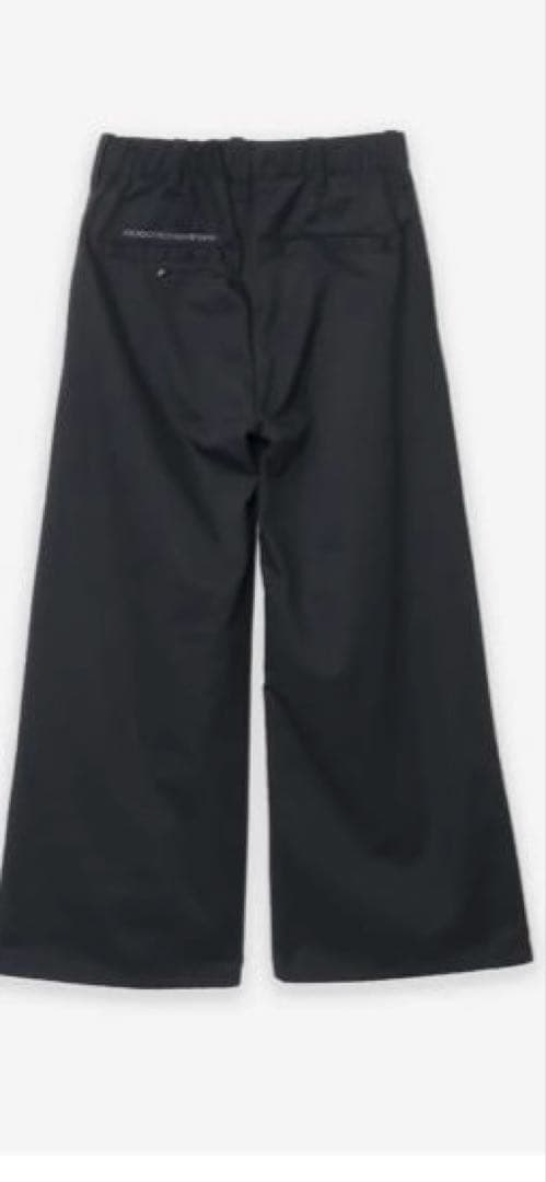 岩田剛典　god only knows チノパン　黒