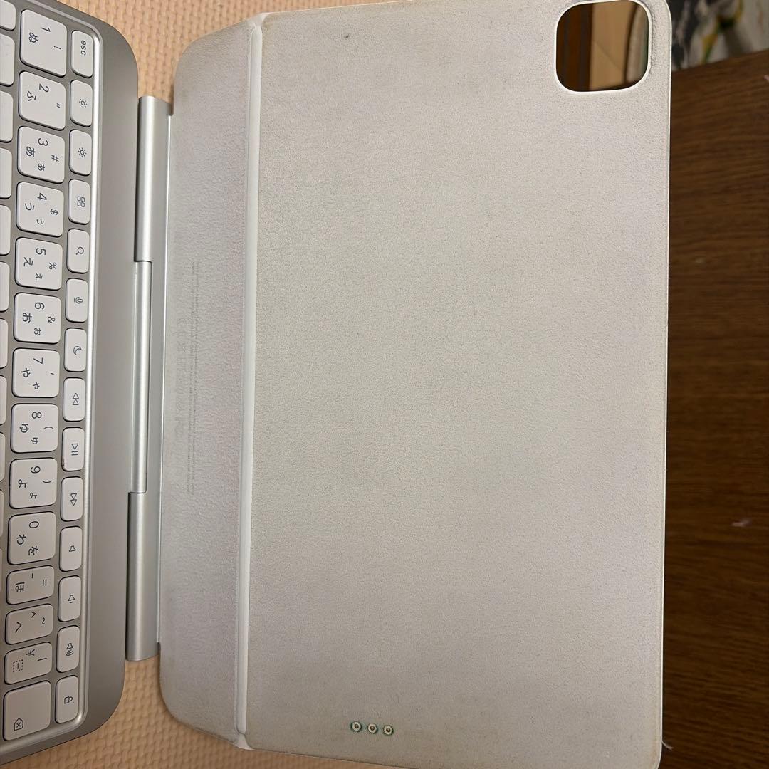 サ*メ様 iPad用　Magic Keyboard（M4、5対応）　ホワイト