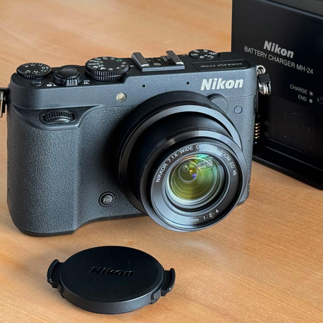 Nikon デジタルカメラ P7700 オールド デジカメ 高級 レトロ