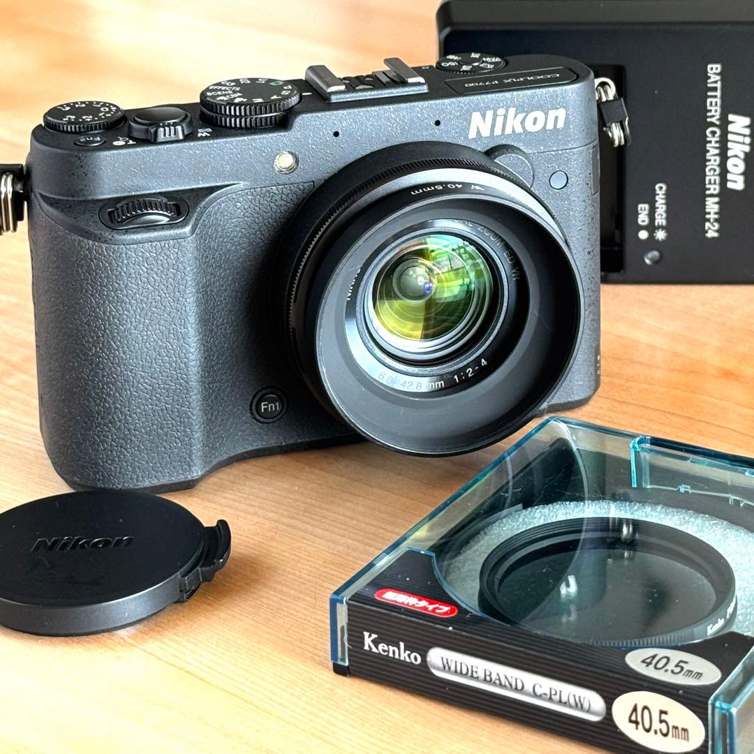 Nikon デジタルカメラ P7700 オールド デジカメ 高級 レトロ
