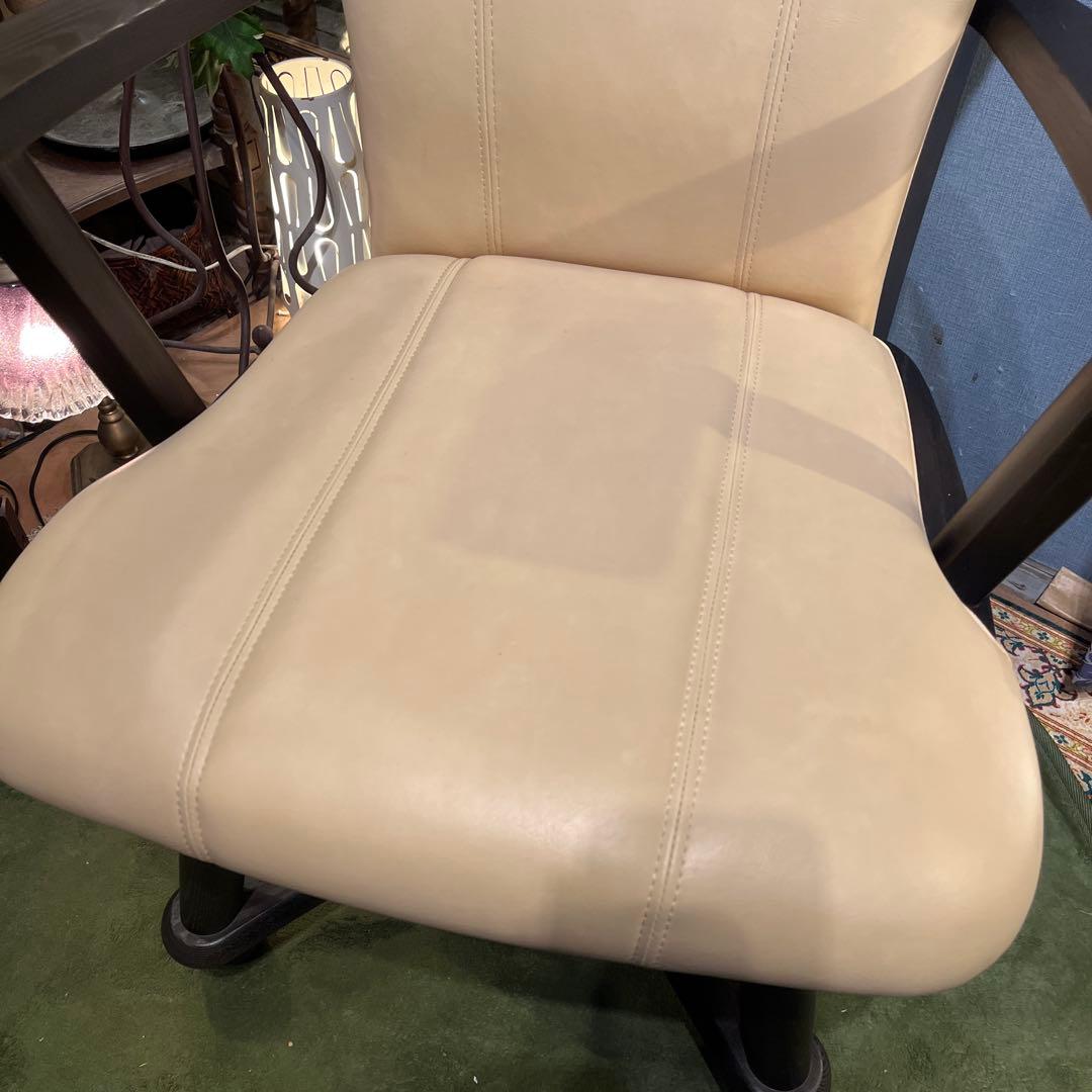 Sale L ４ NAGANO キャスター付き　３６０度回転　　アームチェア