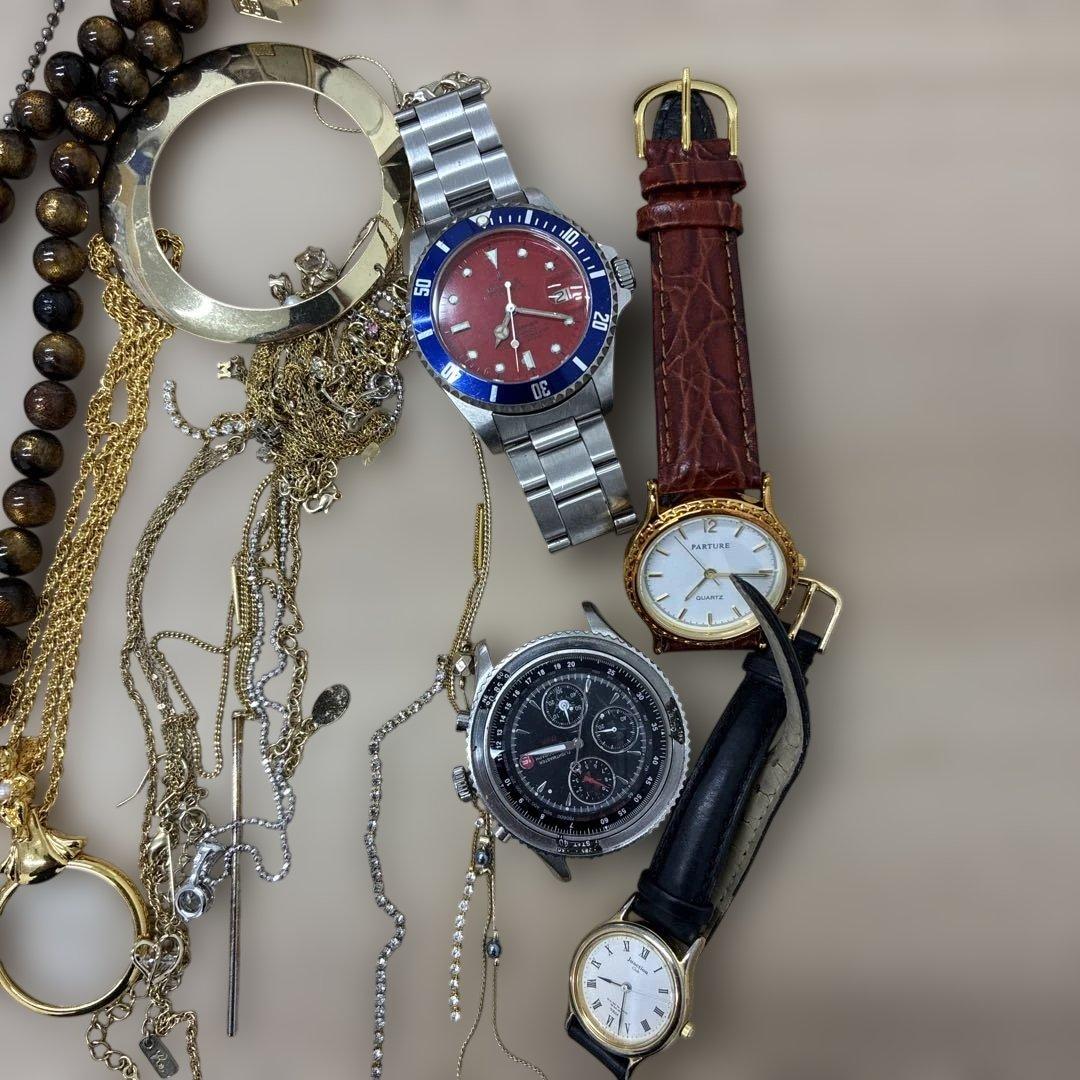 遺品整理　アクセサリー　ネックレス　イヤリング　ブレスレット