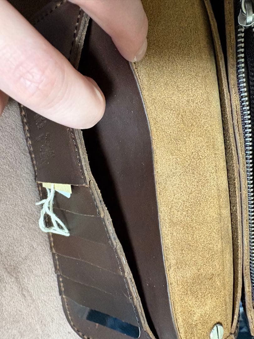 ブラウンレザー長財布