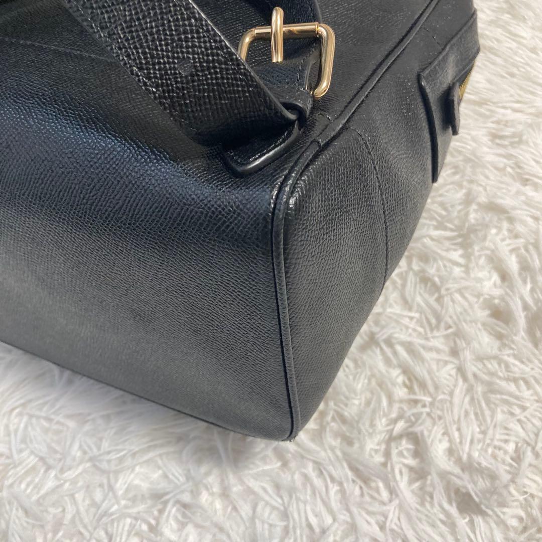 極美品　現行　コーチ　リュック　ケンリー　バックパック　A4収納可　レザー　黒