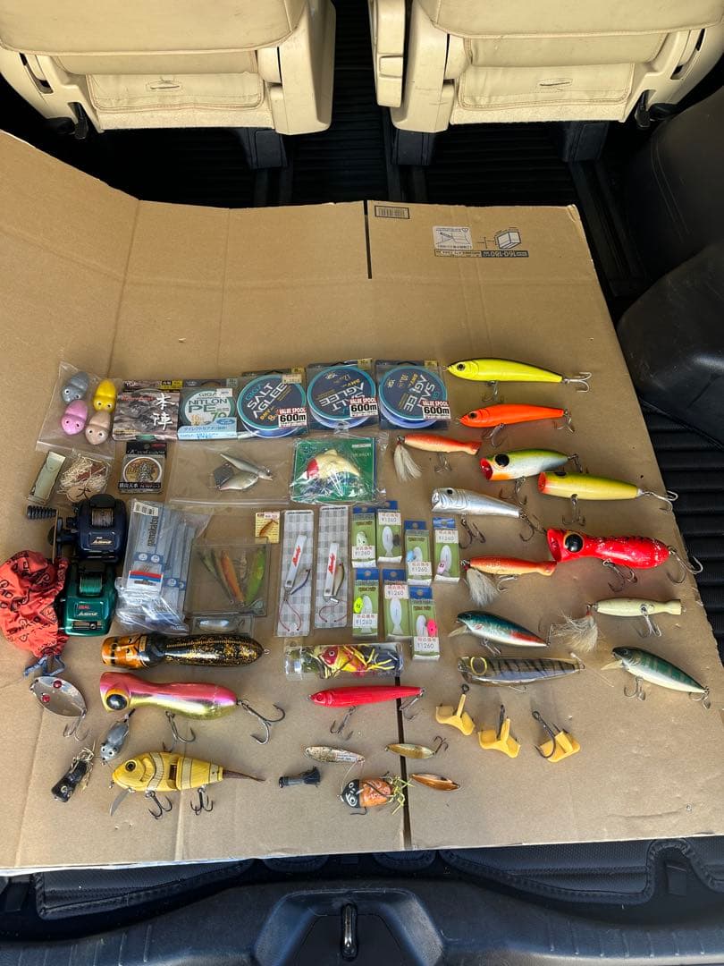 ハードルアーとナイロンラインセット