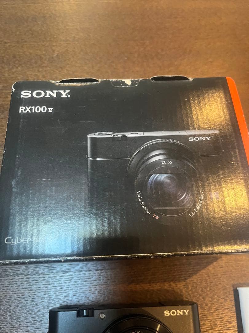Sony RX100v コンパクトデジタルカメラ　高級コンデジ　おまけ付き