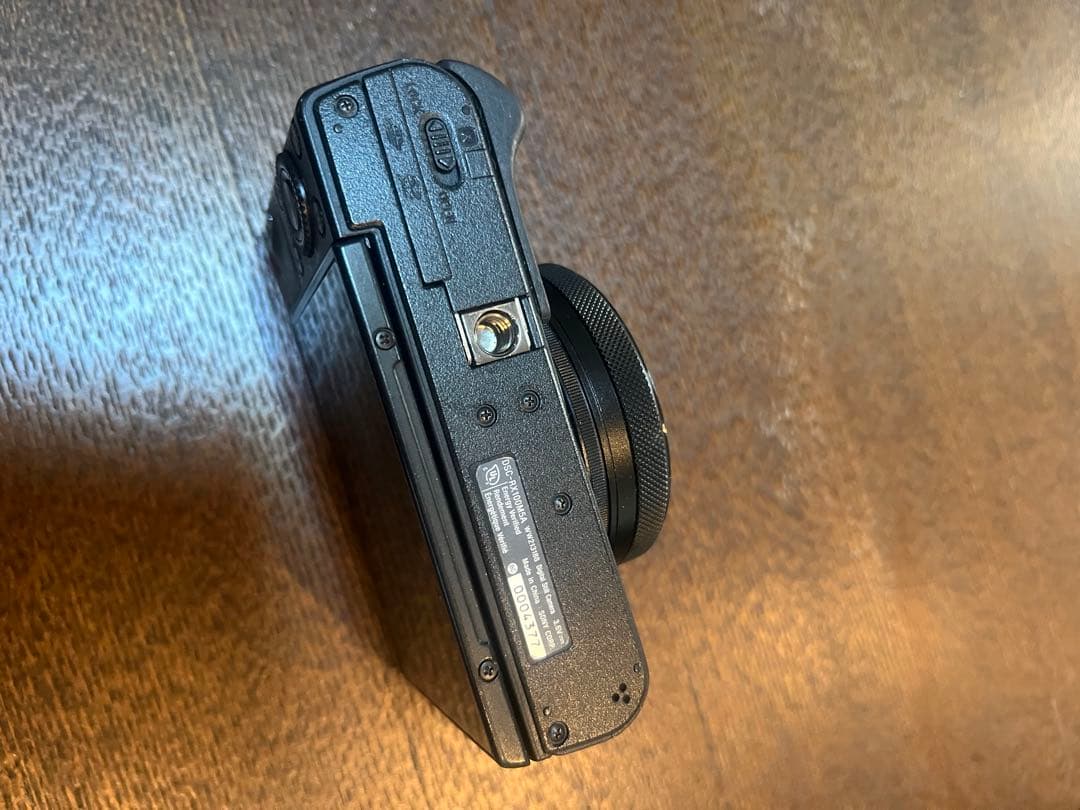 Sony RX100v コンパクトデジタルカメラ　高級コンデジ　おまけ付き