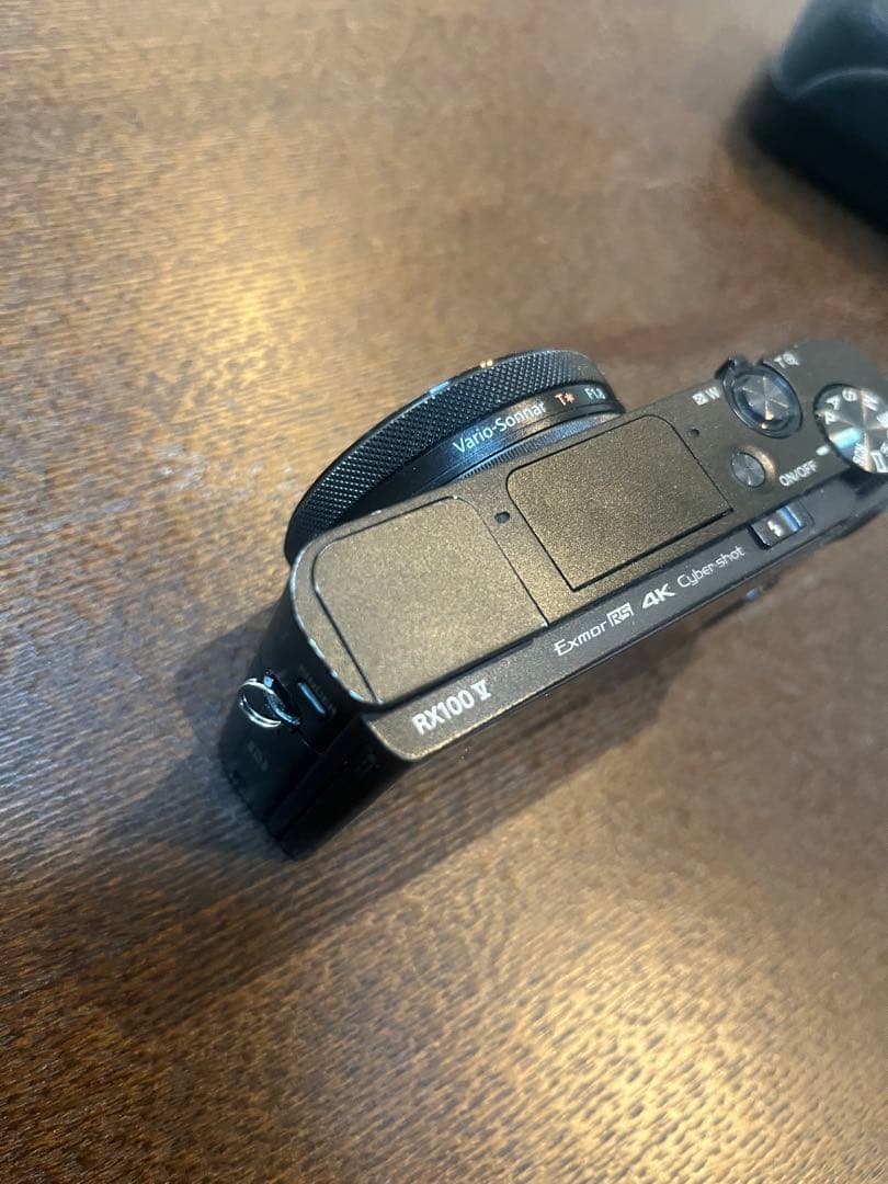 Sony RX100v コンパクトデジタルカメラ　高級コンデジ　おまけ付き