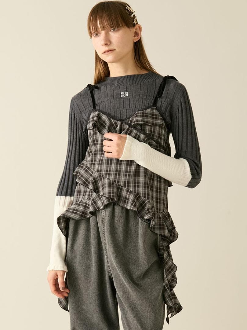 【新品】FUR FUR フリルキャミトップス BLK フリー