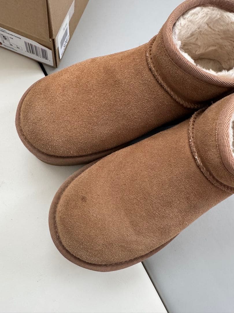 厚底 UGG クラッシックウルトラミニプラットフォーム ムートンブーツ 5