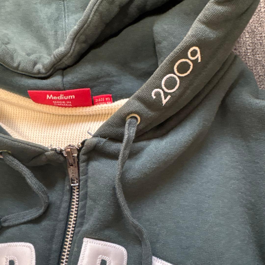 SUPREME フード付きジップアップパーカー Mサイズ