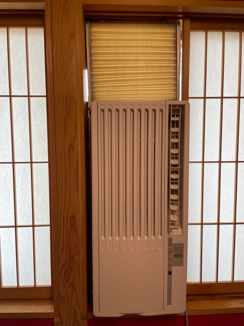 送料込最安値　2019年製 ハイアールルームエアコン(ウィンド型) JA-16T