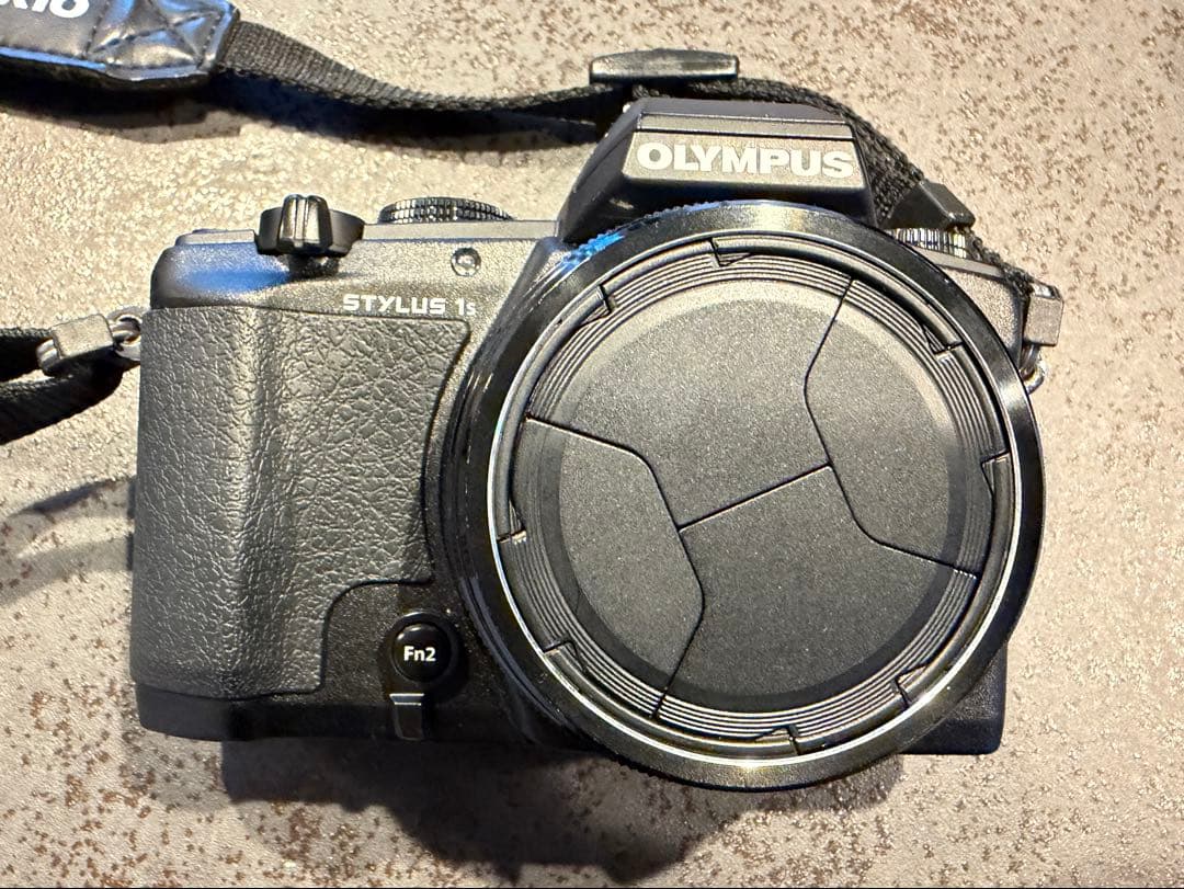 OLYMPUS STYLUS 1s コンパクトデジタルカメラ