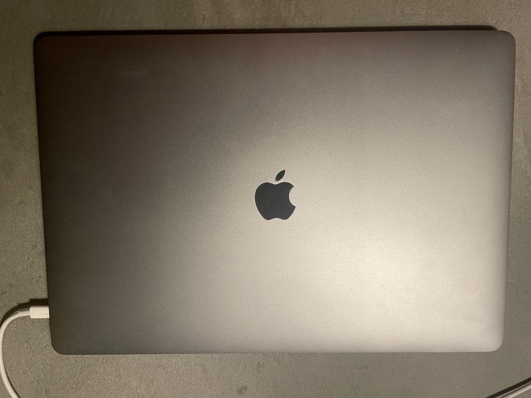 美品 MacBook pro 16インチ/2019/ i7 /16GB