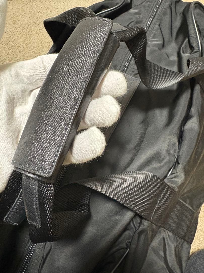 南京錠付き　PRADA プラダ ボストンバッグ