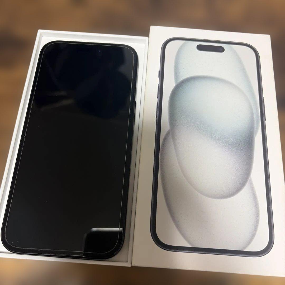 Apple iPhone 15 ブラック 本体 充電ケーブル付き 超美品