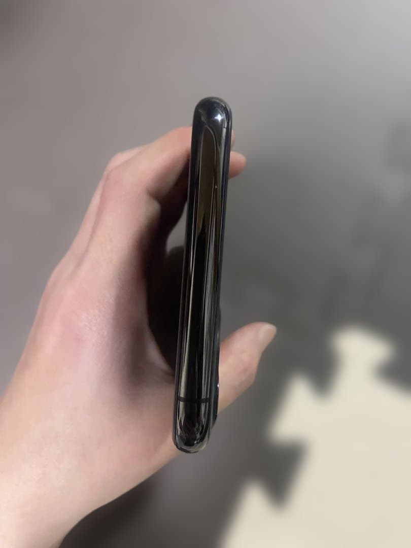 美品 iPhone 11 Pro Max 256GB SIMフリー