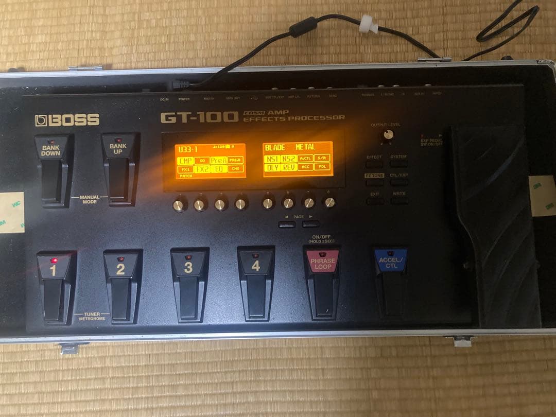 BOSS GT-100 マルチエフェクター　ケース付き
