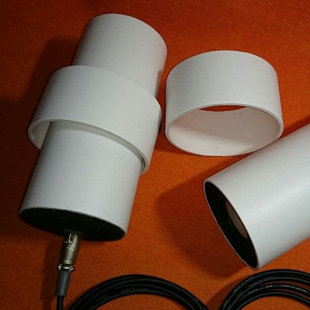 クレヨン 円筒形スピーカー 2本