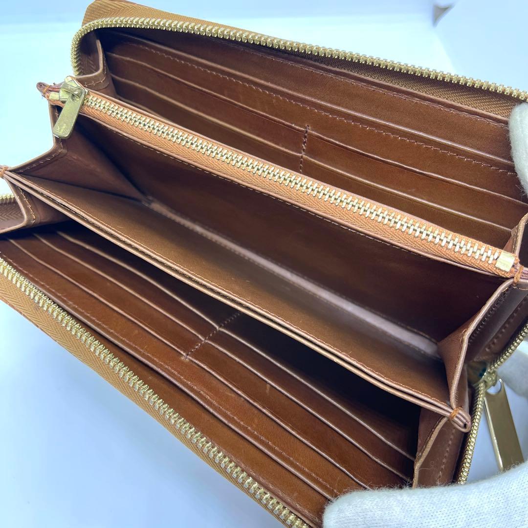 ●GAUDIE・ガウディ●長財布ラウンドジップ・ファスナー●クロコダイル●茶色