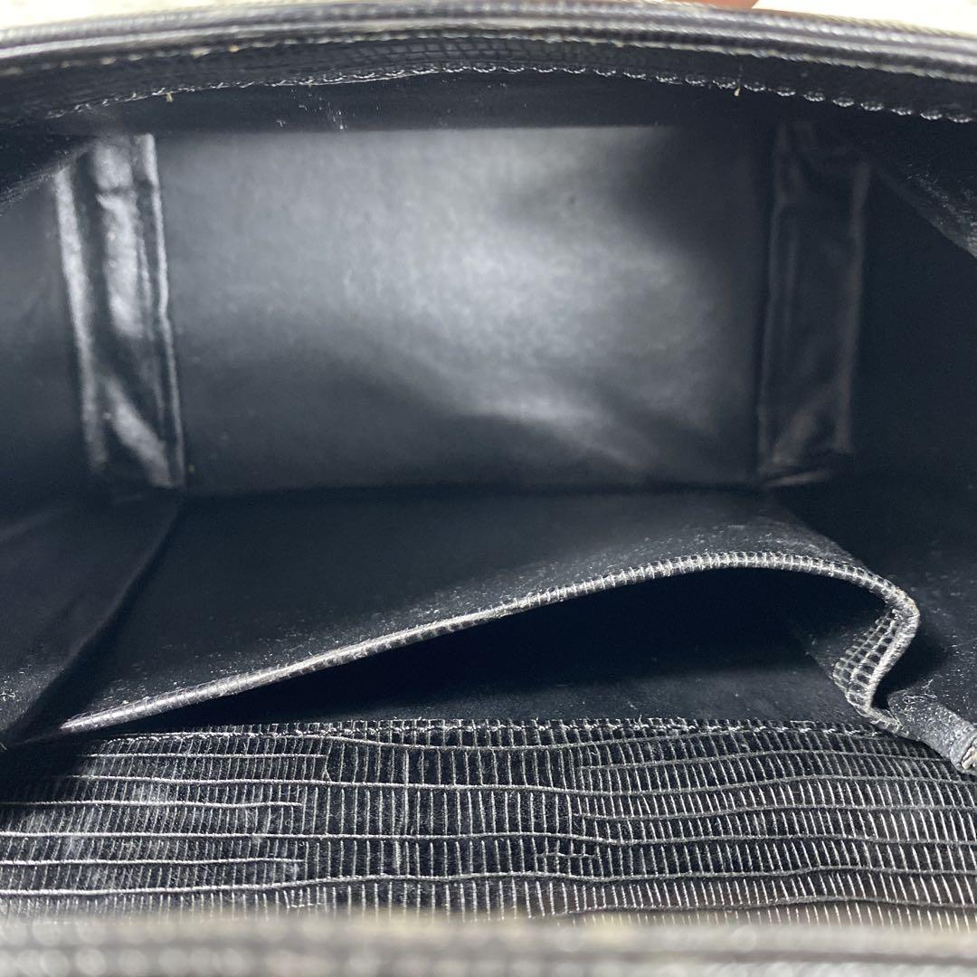 ワコー　フォーマルハンドバッグ　ブラック　ガンチーニ