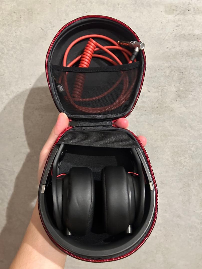 Beats Mixr 有線ヘッドホン ブラック/レッド