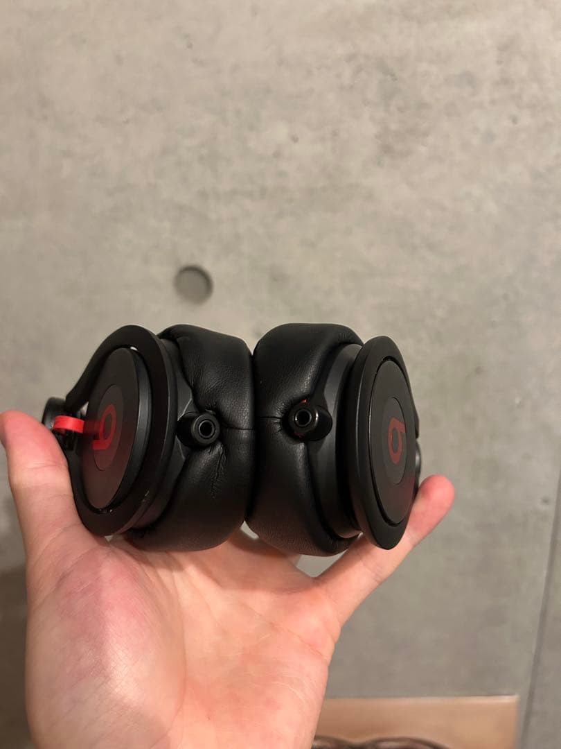 Beats Mixr 有線ヘッドホン ブラック/レッド