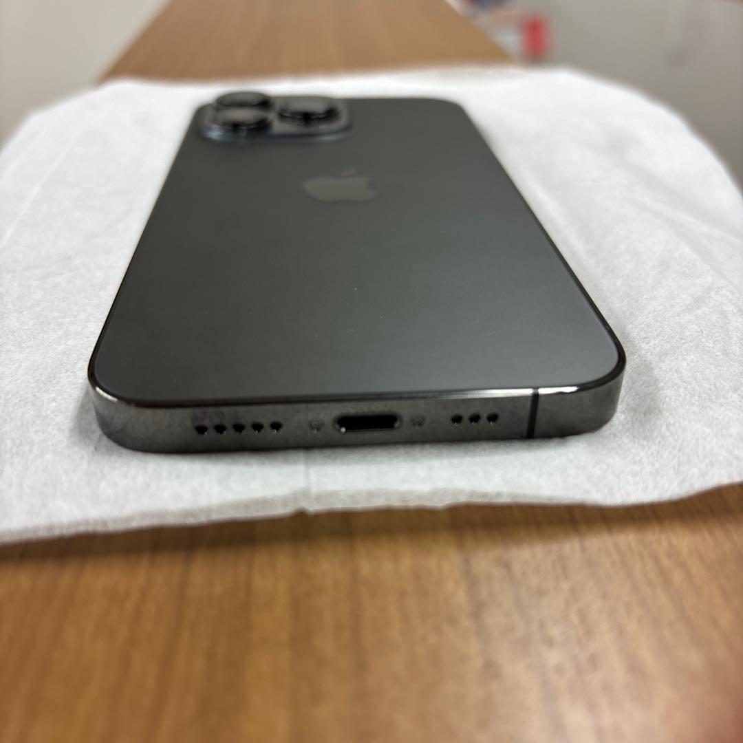 未使用美品iPhone 13 Pro グラファイト　256GB