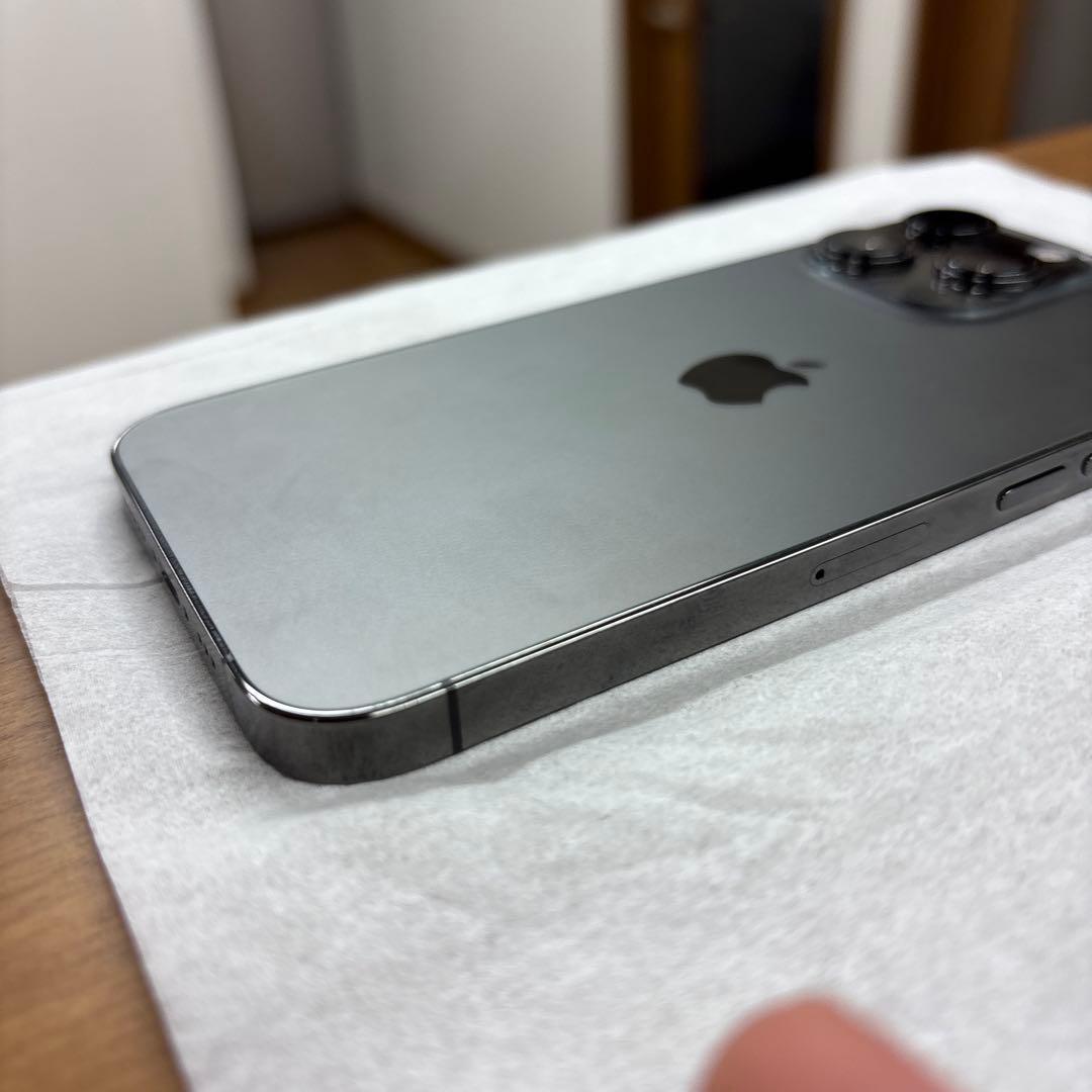 未使用美品iPhone 13 Pro グラファイト　256GB