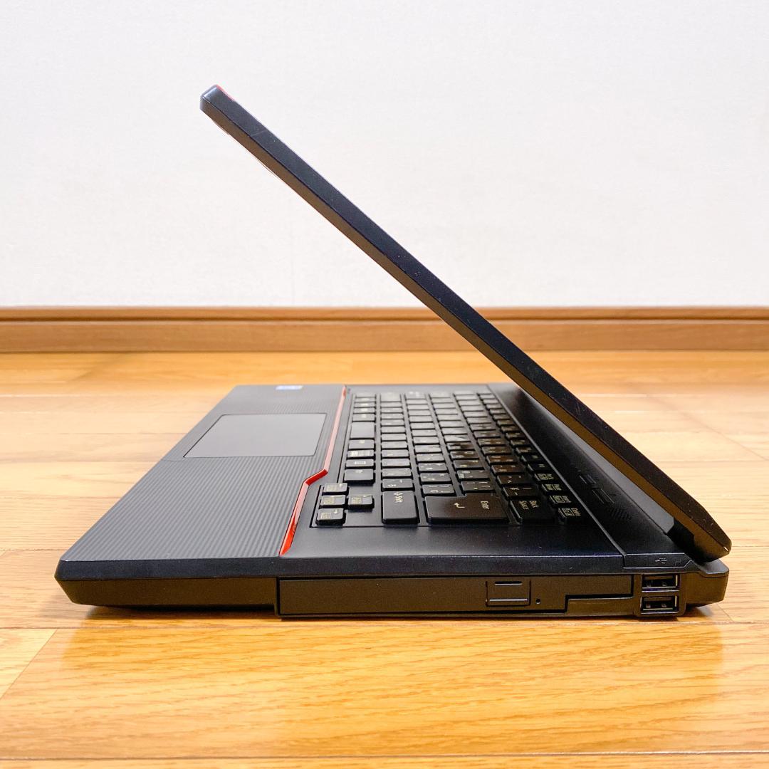 贅沢性能！i5 メモリ16 SSD512 富士通ノートパソコン 性能重視の方に
