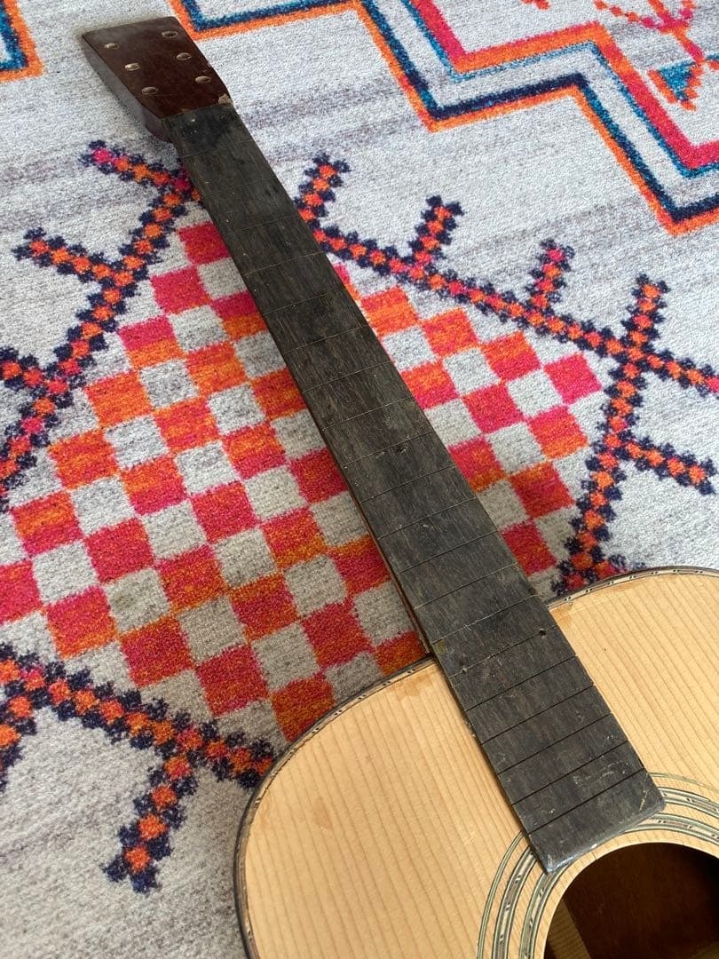 マ*ズ様 ハンドメイドギター　制作途中　ウォルナット　パーツ付き