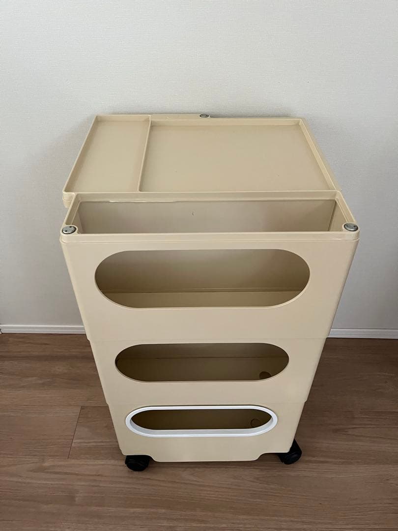 ジョエ・コロンボ　ボビーワゴン 3段5トレイ ベージュ　正規品