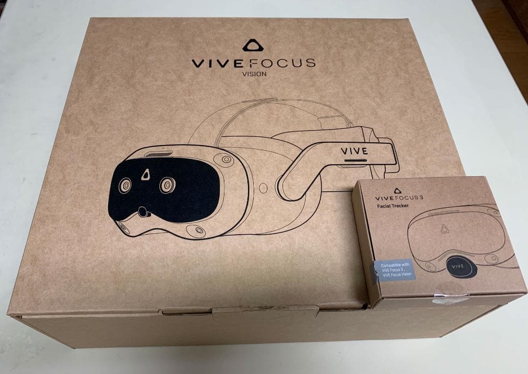 VIVE Focus Vision本体+Facial Tracker